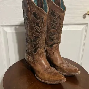 🔥🔥 CORRAL VINTAGE Cowgirl Boots - Very Detailed , Very High End - Women Sz 6