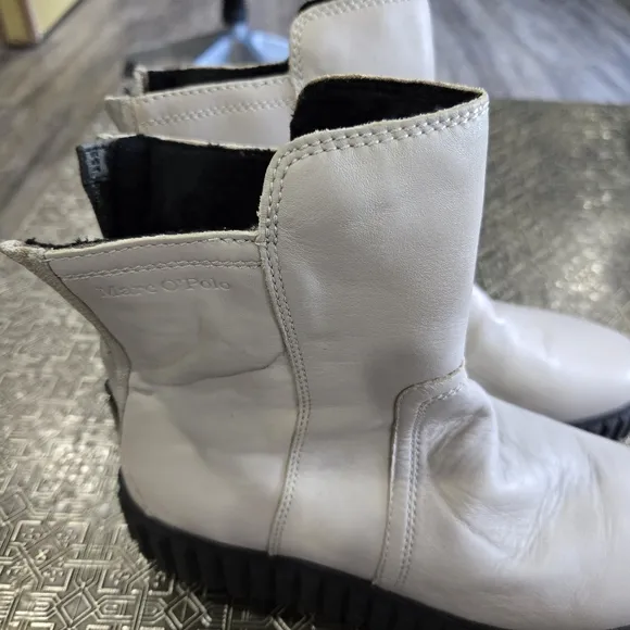 🐢 Marc O'Polo rear zip boots.  NWOT Size 40