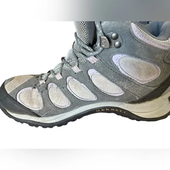 ⭐️ Merrell Waterproof Castle Rock woman Hiking Boots size 9.5 Hyacinth