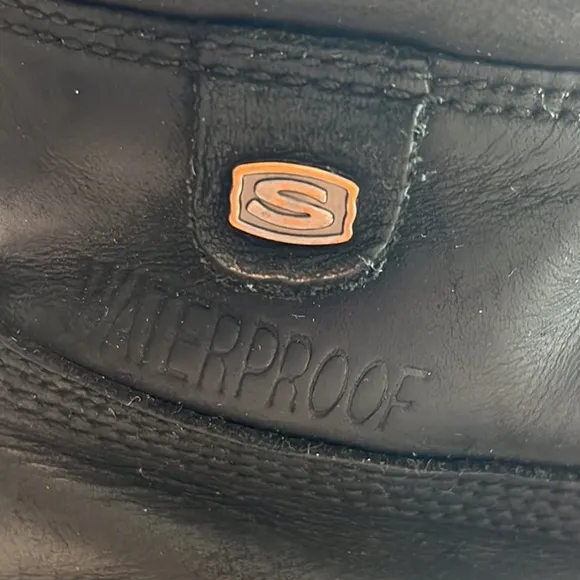 ⭐️ Skechers cool authentic black waterproof leather gorpcore boots men size 9.5