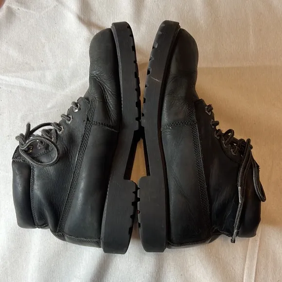 ⭐️ Skechers cool authentic black waterproof leather gorpcore boots men size 9.5