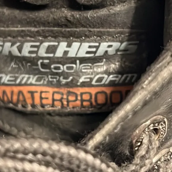 ⭐️ Skechers cool authentic black waterproof leather gorpcore boots men size 9.5