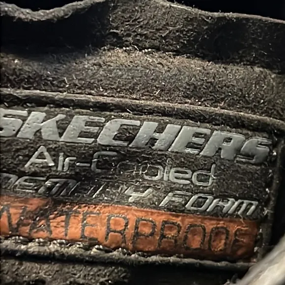 ⭐️ Skechers cool authentic black waterproof leather gorpcore boots men size 9.5