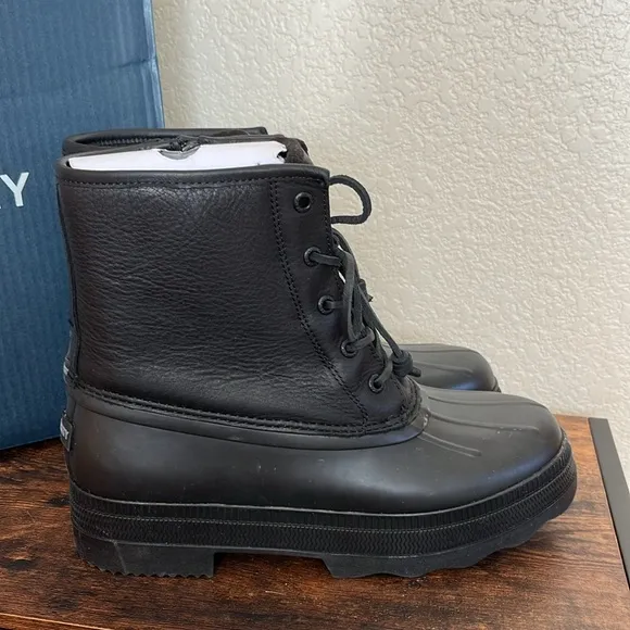 🆕 Sperry Saltwater 2.0 leather Duck Boot, black