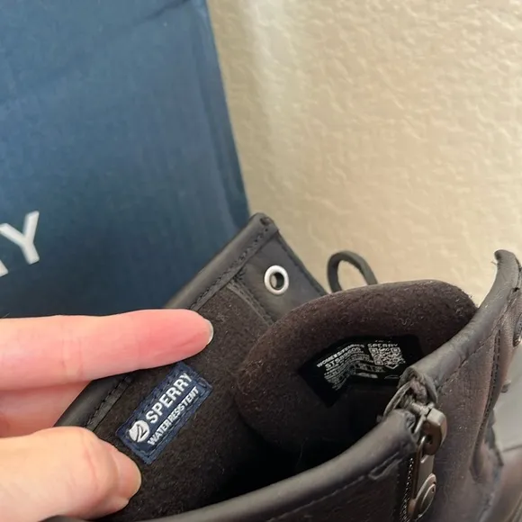 🆕 Sperry Saltwater 2.0 leather Duck Boot, black