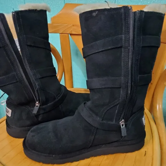❤ UGG Australia Black leather suede maddi Buckle 1001520 Size 6