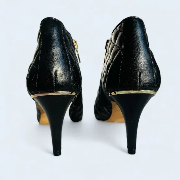 ★ Vince Camuto Quilted Leather Boots Vedree - Black ★
