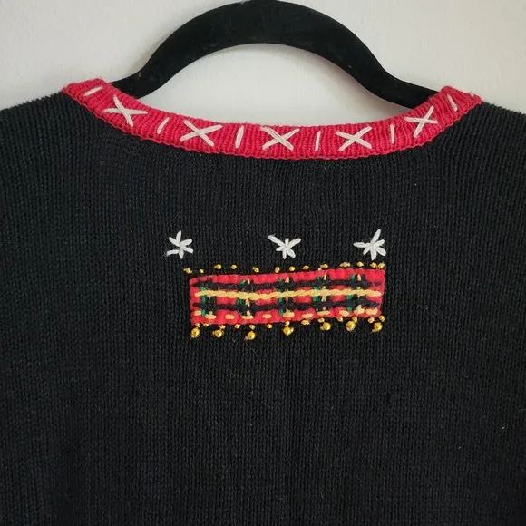 100% Cotton Christmas Holiday Luxury Red Black Sweater Size Large