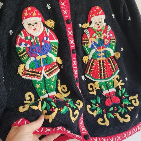 100% Cotton Christmas Holiday Luxury Red Black Sweater Size Large