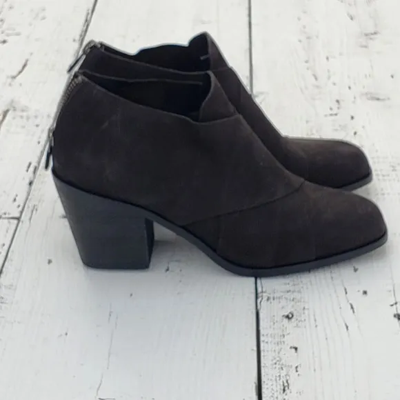 $265 Ellen Fisher Ember Vero Cuoio BLACK Ankle Boots Heels Women Sz 7 / 37.5 NEW