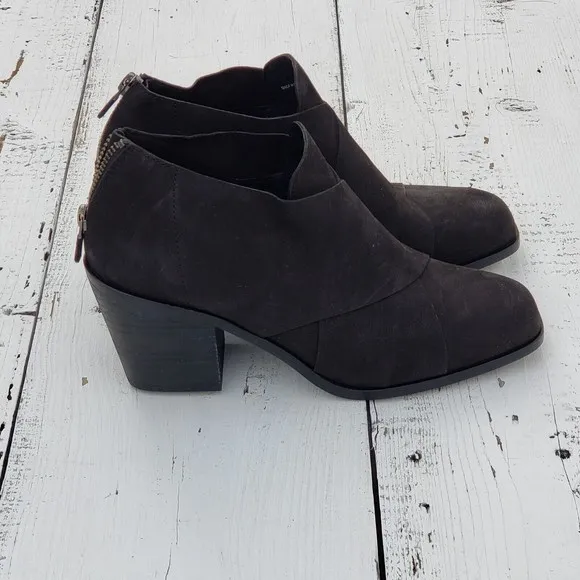 $265 Ellen Fisher Ember Vero Cuoio BLACK Ankle Boots Heels Women Sz 7 / 37.5 NEW