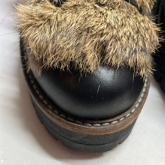 275 Central Fur Boots Sz EU 38