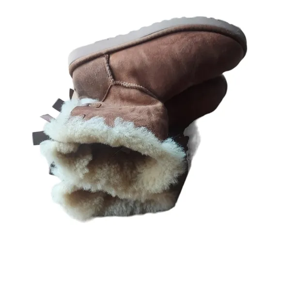 8 UGG winter boots
