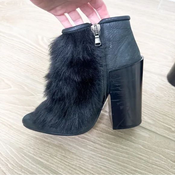 Acne Studios Y2K vintage black leather fur trim heel boots size 39