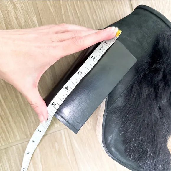 Acne Studios Y2K vintage black leather fur trim heel boots size 39