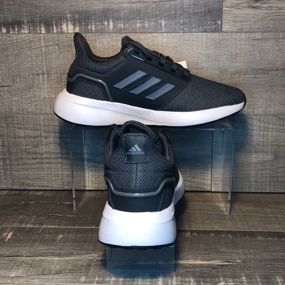 Adidas - EQ19 Run Winter
