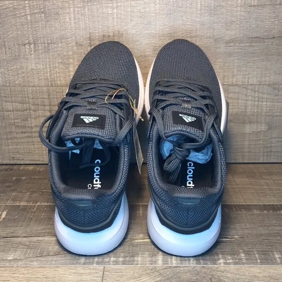Adidas - EQ19 Run Winter