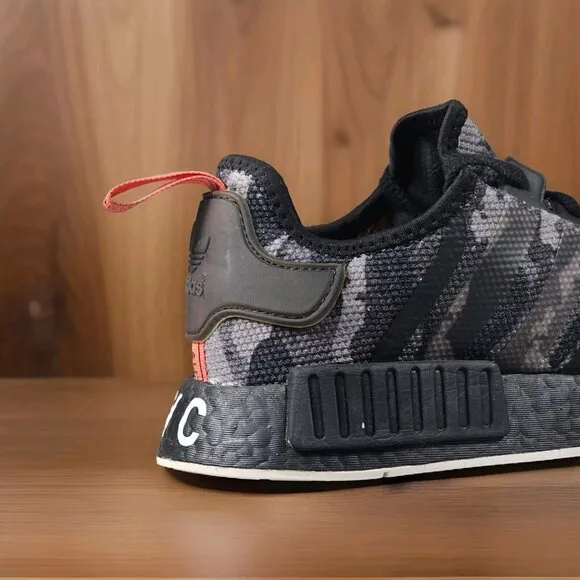 Adidas NMD R1 NYC 2018 Black Camo Shoes Sneakers - Men's Size 10