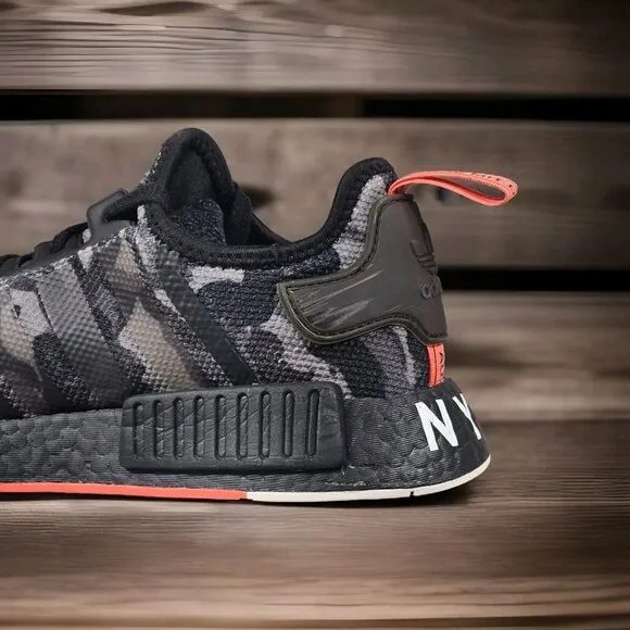 Adidas NMD R1 NYC 2018 Black Camo Shoes Sneakers - Men's Size 10