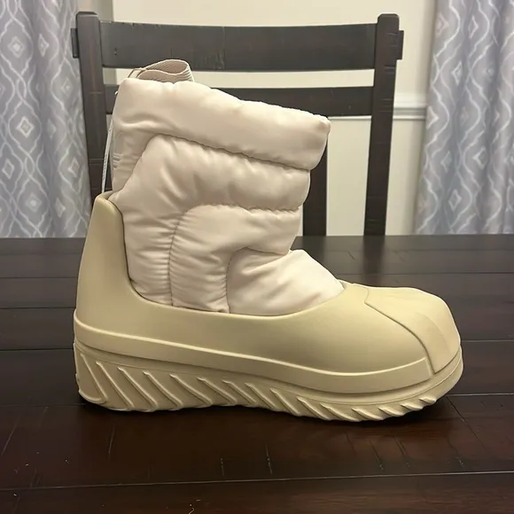 Adidas Superstar Adifom Winter Boots shoes IG2160 Aluminum Womens Size 8.5