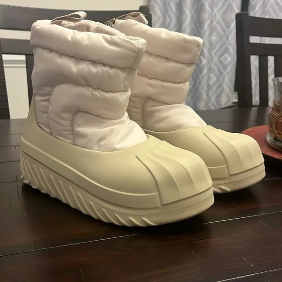 Adidas Superstar Adifom Winter Boots shoes IG2160 Aluminum Womens Size 8.5