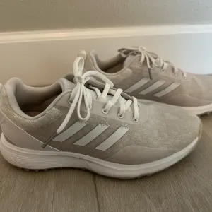 Adidas Women's S2G Spikeless Golf Shoes, Size 8 White Light Gray