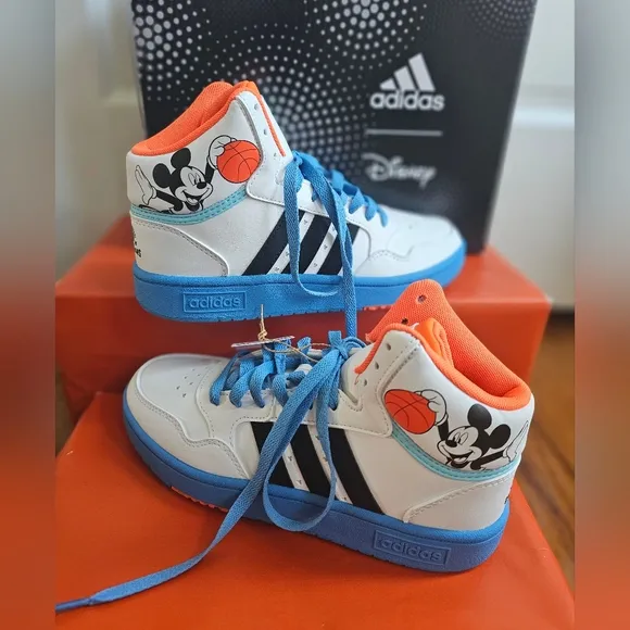 ADIDAS x Disney Mickey Mid Hoops Shoes White/Multi Size 4.5. NEW IN BOX