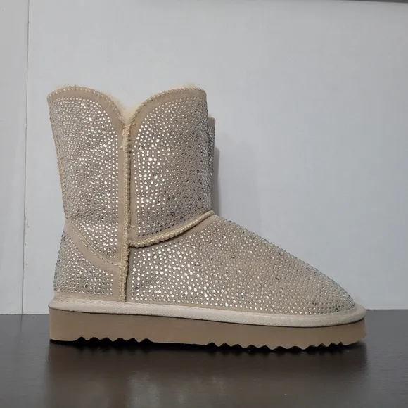 Adrie Women's Cream Bling Embellished Winter Snow Boots, Size 5M by INC