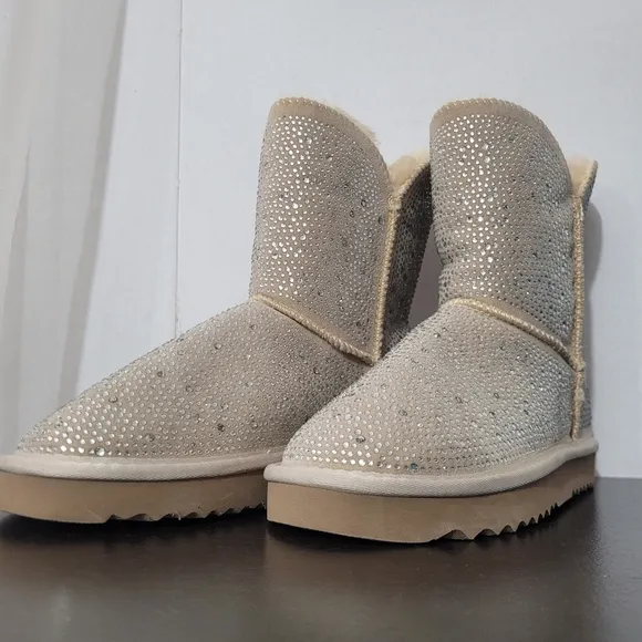 Adrie Women's Cream Bling Embellished Winter Snow Boots, Size 5M by INC