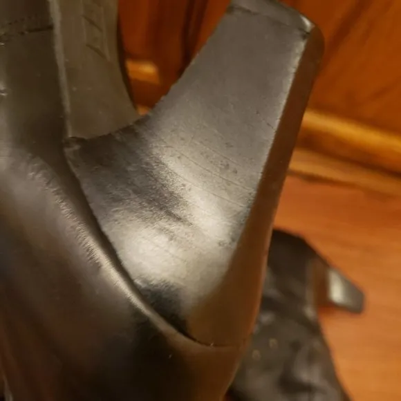 Aerosoles Leather expandable Boots! GUC!