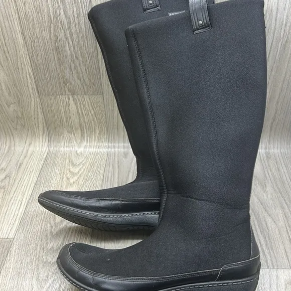 AETREX Black NEOPRENE Berries Pull-On Mid-Calf Winter Boot Women Sock Sh…