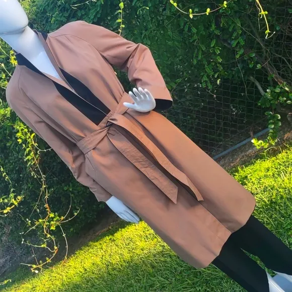 Aigner vintage 1970’s Tan &amp; blackTrench Wrap Reversible Trench Coat