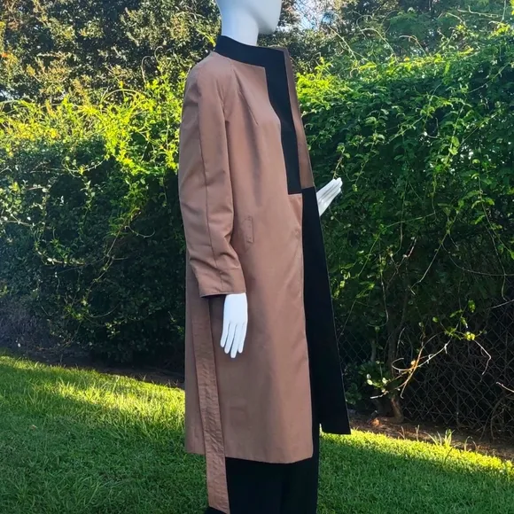 Aigner vintage 1970’s Tan &amp; blackTrench Wrap Reversible Trench Coat