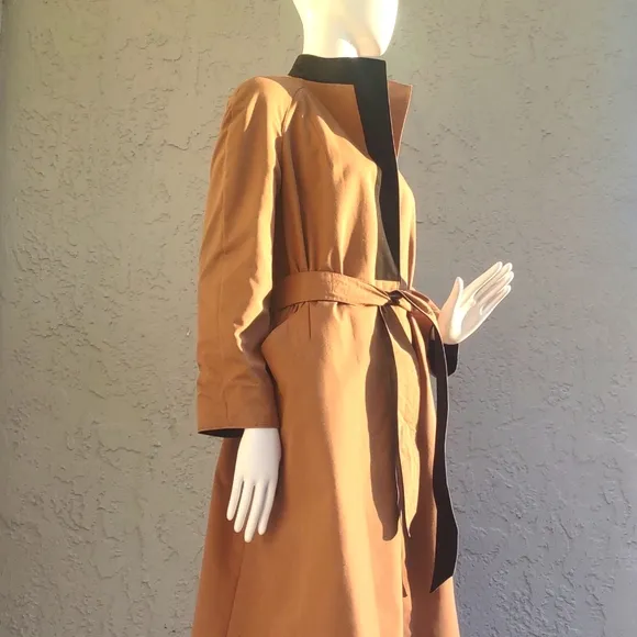 Aigner vintage 1970’s Tan &amp; blackTrench Wrap Reversible Trench Coat