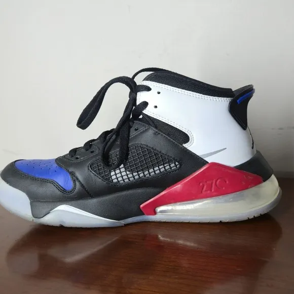 Air Jordan Mars 270 Size 10 Mens Top 3 Nike Retro Black Multi CD7070-001
