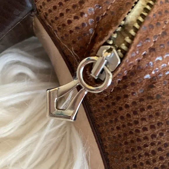 ALBERTO ZAGO ankle boots