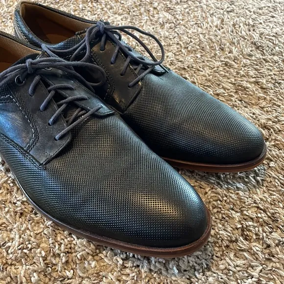 Aldo black dress shoes