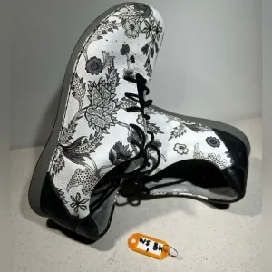 Alegria ESS-826 Size41 US10-10,5 Black Floral Leather Winter White Essence Shoes