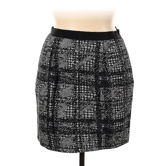 Ann Taylor Plaid Houndstooth Wool Blend Gray Black Skirt 14