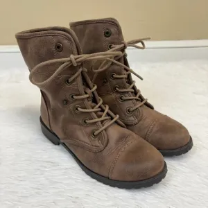 Anthropologie Seychelles Fold Down Faux Fur Lined Combat Boot Taupe 7.5 Wide
