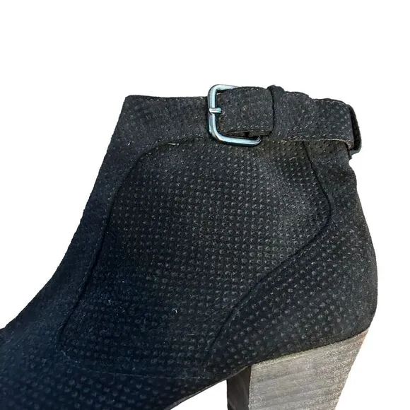 AQUATALIA Ankle Bootie Size 6 Women &quot;France&quot; Perforated Black Suede Leather