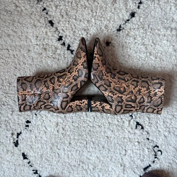 Aquatalia boots women's size 7 Leonora Snakeskin Print Leather Made in Italy
