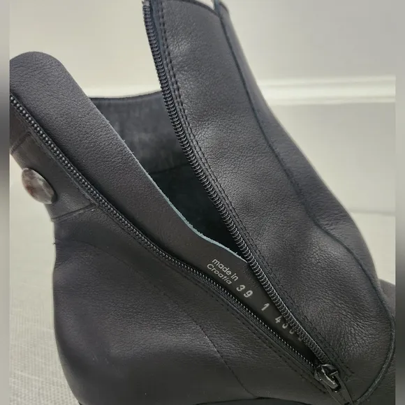 Arche Size 39 Black Leather Ankle Boots Studds Embellished Women Bootie