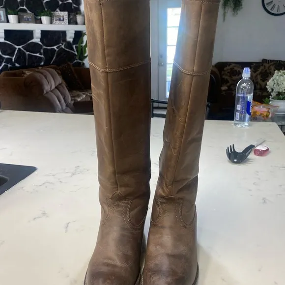ARIAT boots BRN size 6/5
