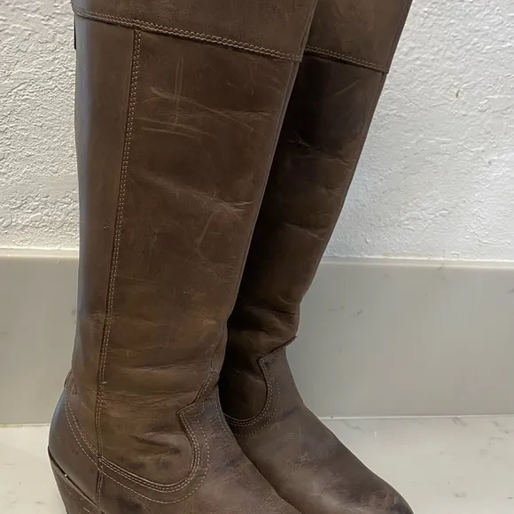 ARIAT boots BRN size 6/5