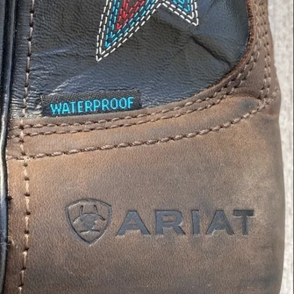 Ariat carbon toe waterproof leather cowboy boots pull multi color embroidered