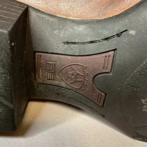 ARIAT Heritage R Toe Brown Western Cowboy Boots Men's Size 10.5 D Leather NICE!