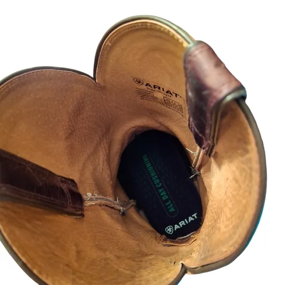 Ariat Men Wide Boots Brown Stitch Design Western Boots Size 9.5EE (Extra Wide)