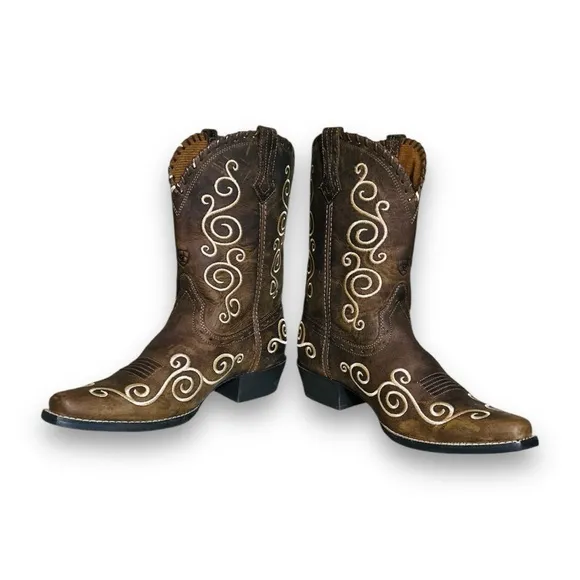 Ariats Shelleen western boots Sz 5  NWOB