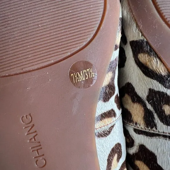 Arturo Chiang loafers women's size 7.5 cheetah print tan brown minimalist shoes
